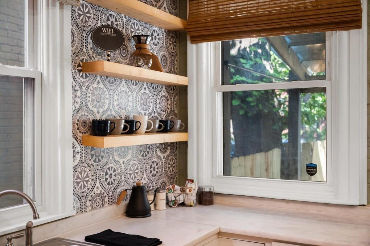 Urban Oasis Haven In St Catherine Holiday home *