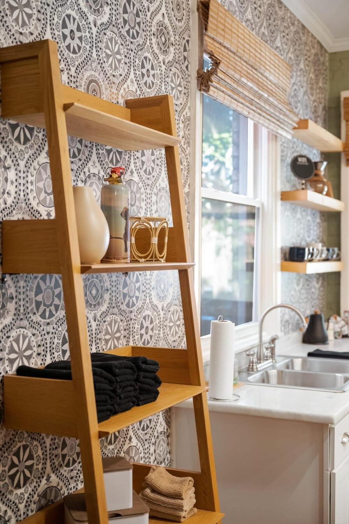 Urban Oasis Haven In St Catherine * Louisville