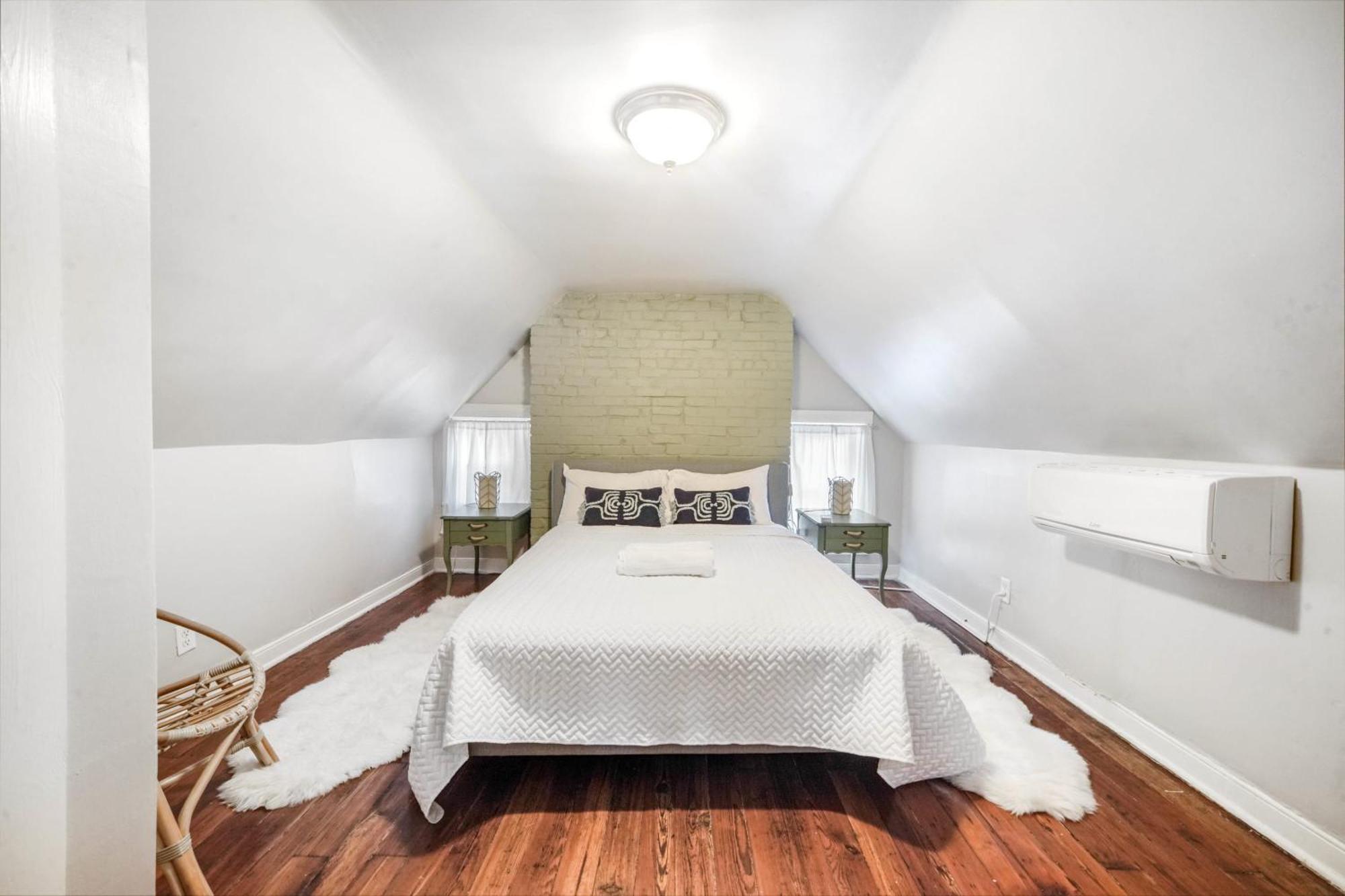 Holiday home Urban Oasis Haven In St Catherine Louisville