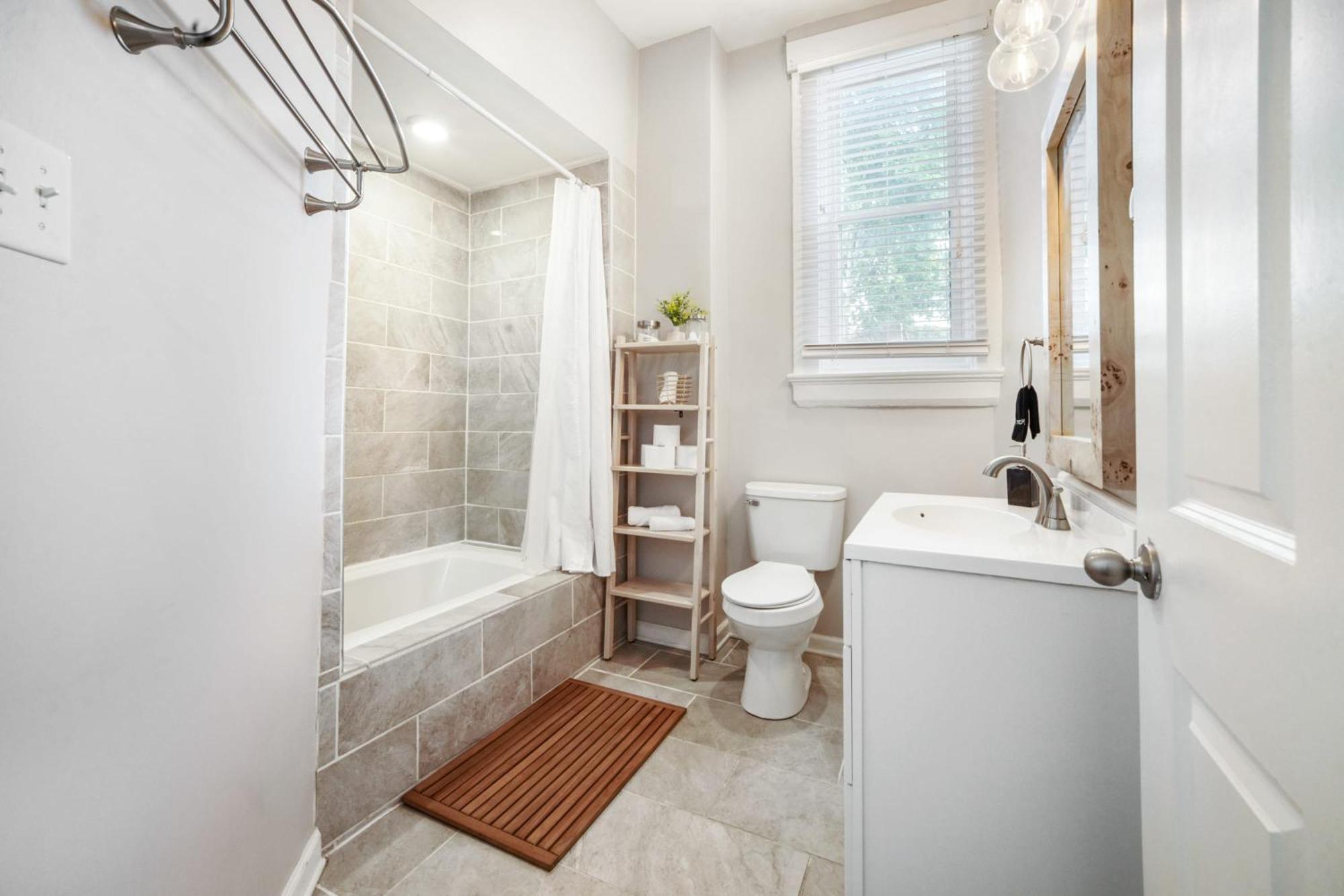 Urban Oasis Haven In St Catherine Louisville